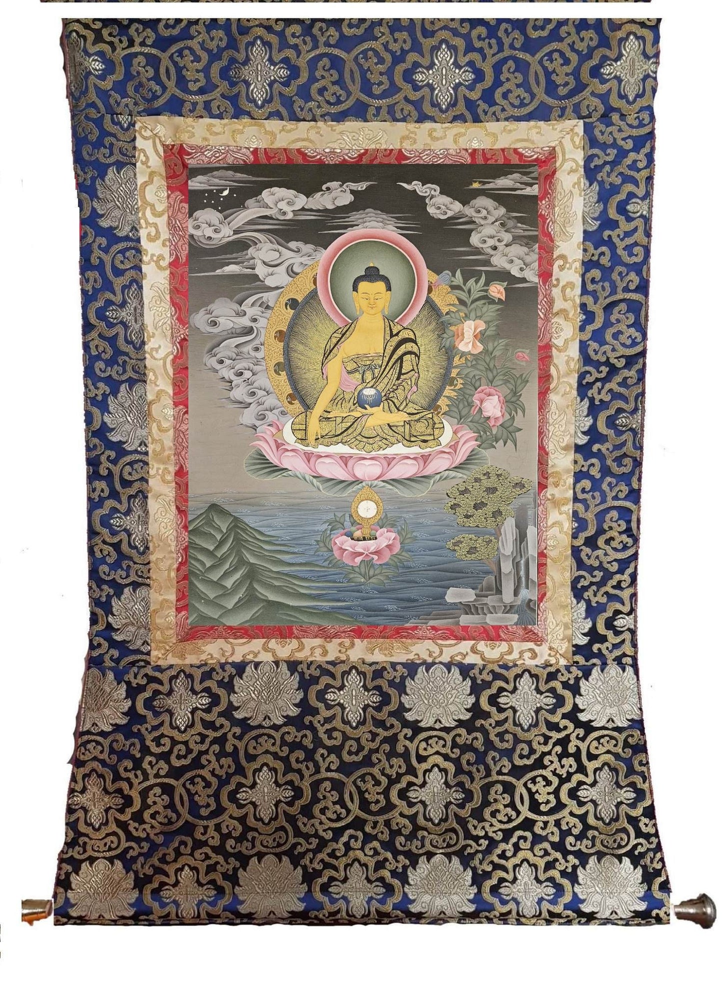 332. Shakyamuni Buddha Thangka (Thanka). Free Brocade / Free Shipping.