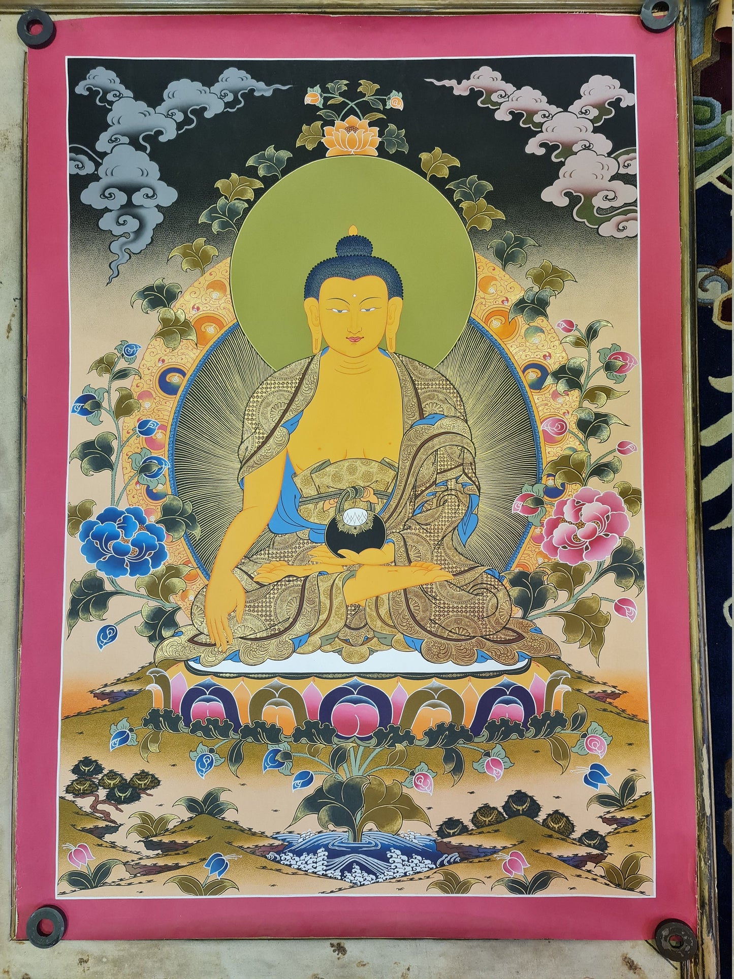 184. Shakyamuni Buddha Thangka (Thanka). Free Brocade / Free Shipping.